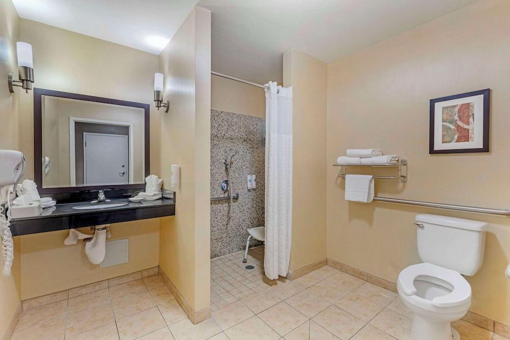 Comfort Suites Blythe photo 9