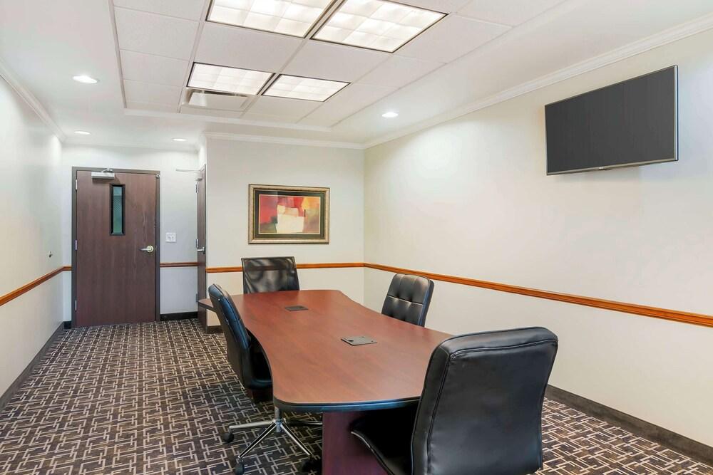 Best Western Plus Olathe Hotel photo 30