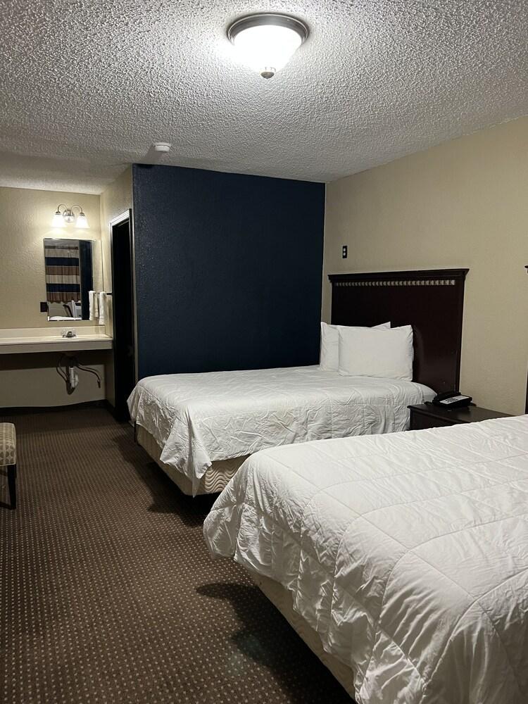 Triangle Inn Motel photo 3