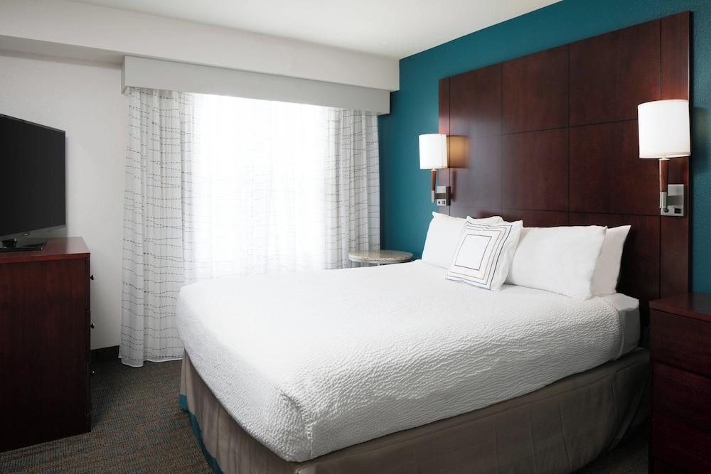 Residence Inn by Marriott Lincoln South photo 6