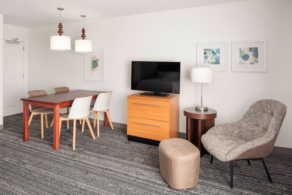 TownePlace Suites by Marriott Bangor photo 25