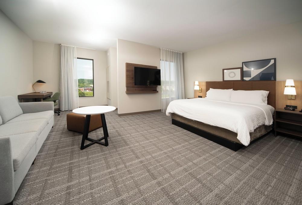 Staybridge Suites Cincinnati East Milford by IHG photo 8