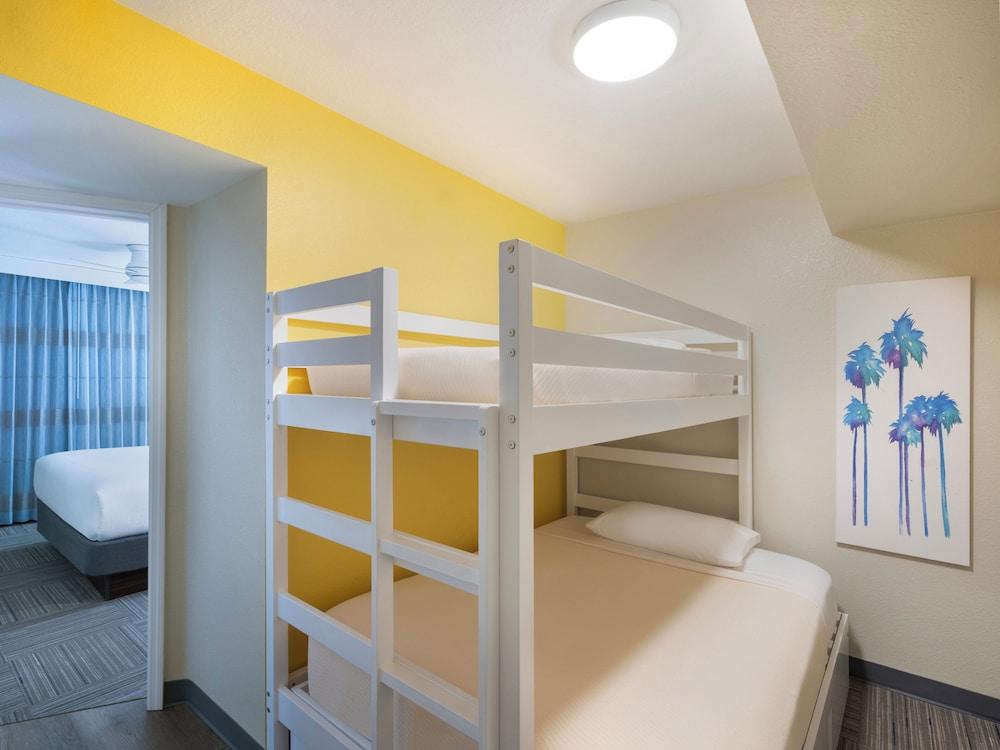 Holiday Inn Resort Orlando Suites - Waterpark by IHG photo 18