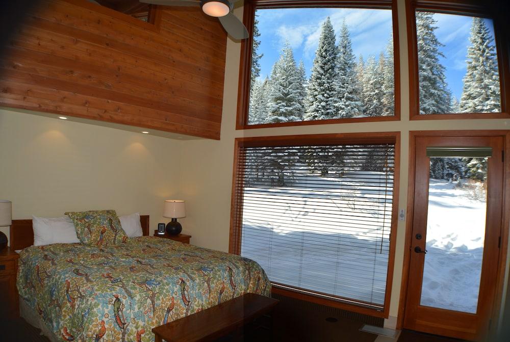 Montecito Sequoia Lodge photo 12
