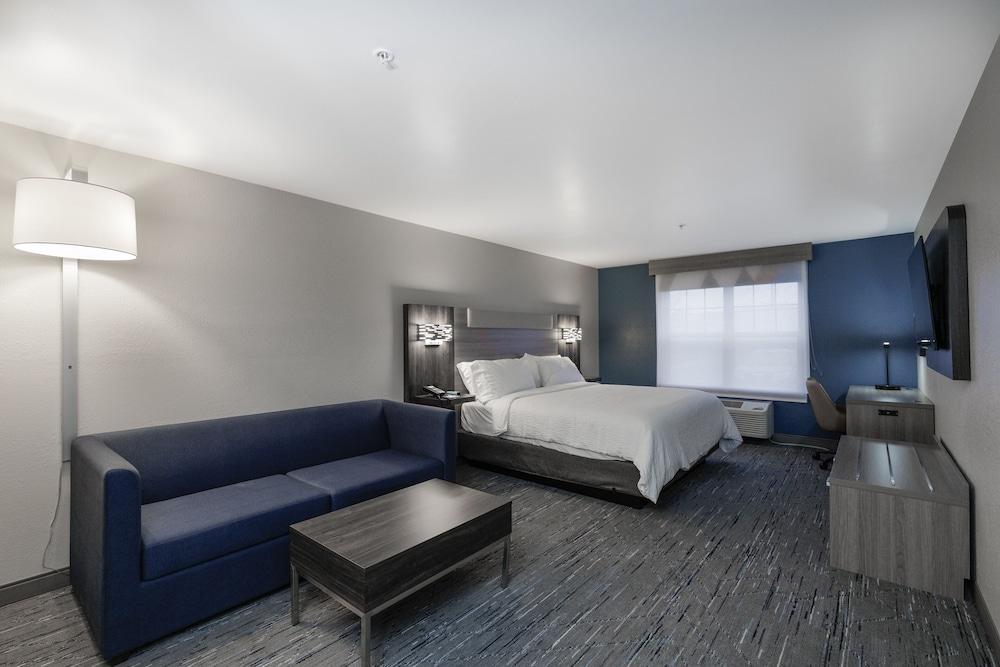 Holiday Inn Express & Suites Zion by IHG photo 46
