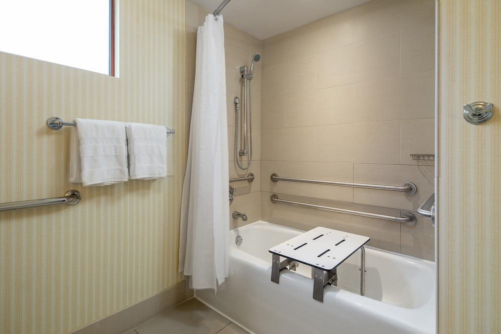Sheraton Carlsbad Resort & Spa photo 40