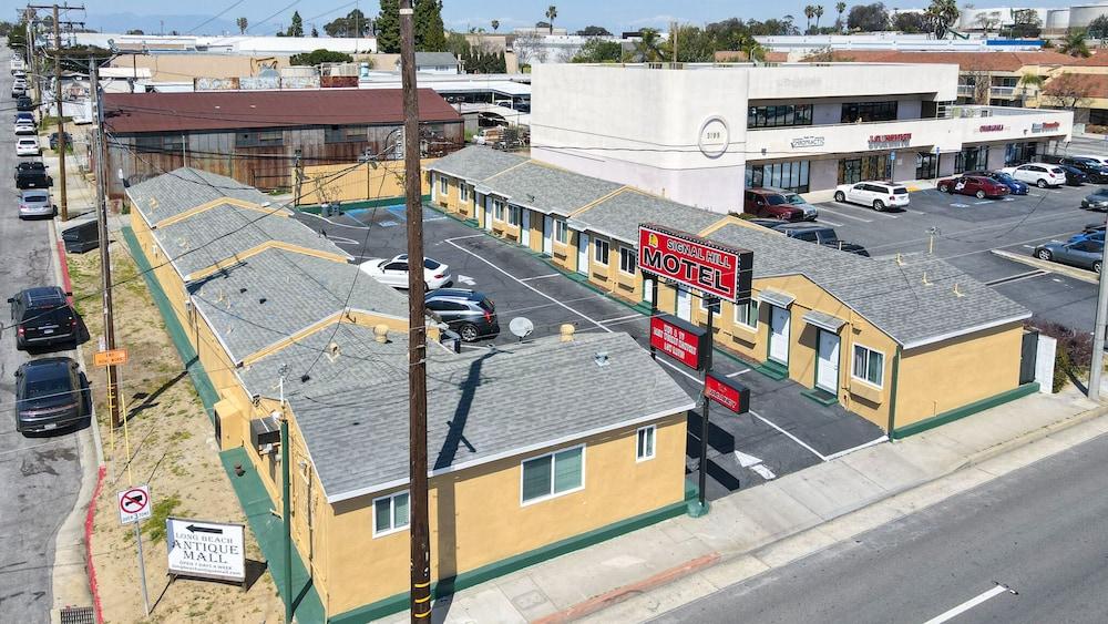 SIGNAL HILL MOTEL photo 24