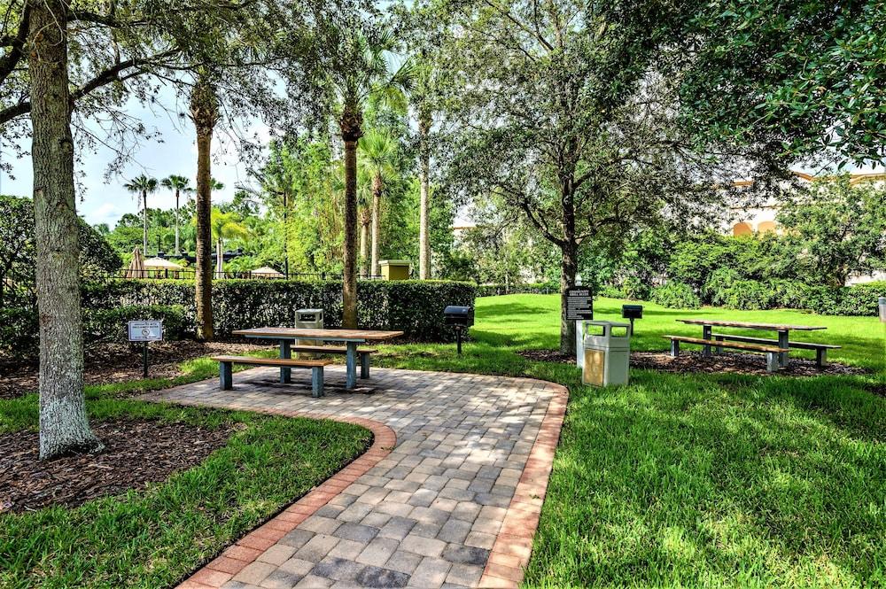 Vista Cay Resort by Millenium at Universal Blvd photo 66