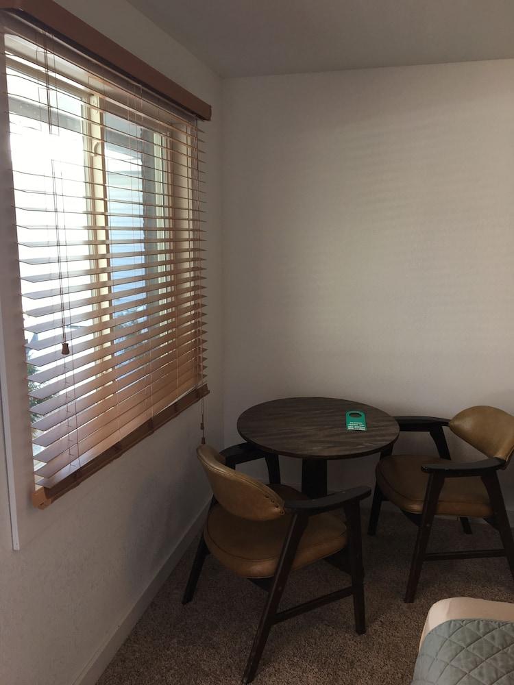 Lake Land Inn photo 5