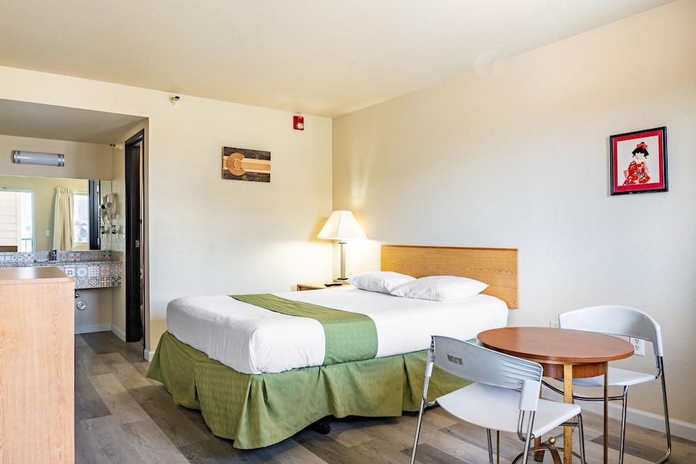City Inn photo 21