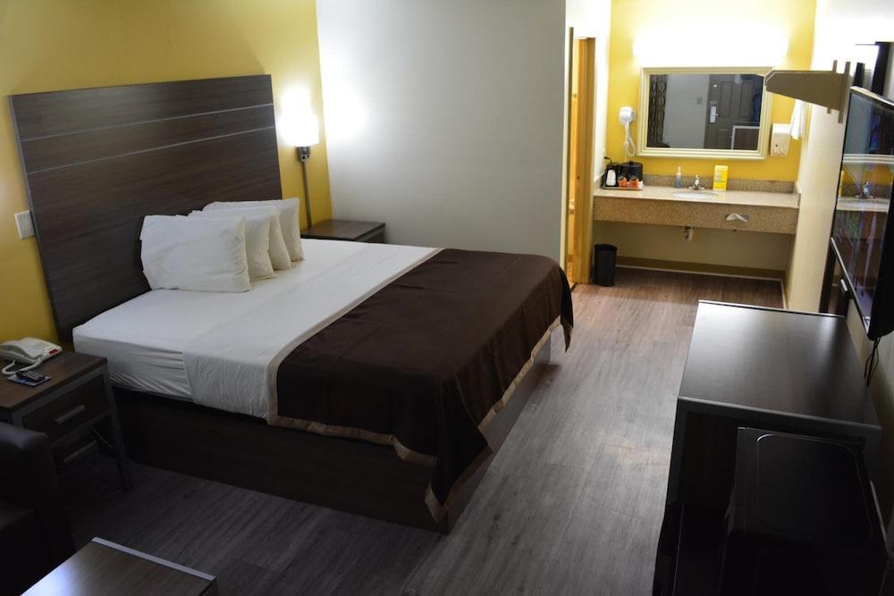 Southern Inn Lumberton photo 15