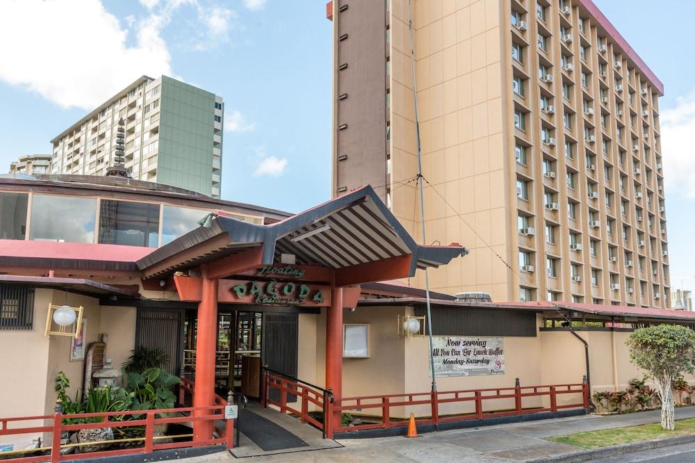 Pagoda Hotel photo 28