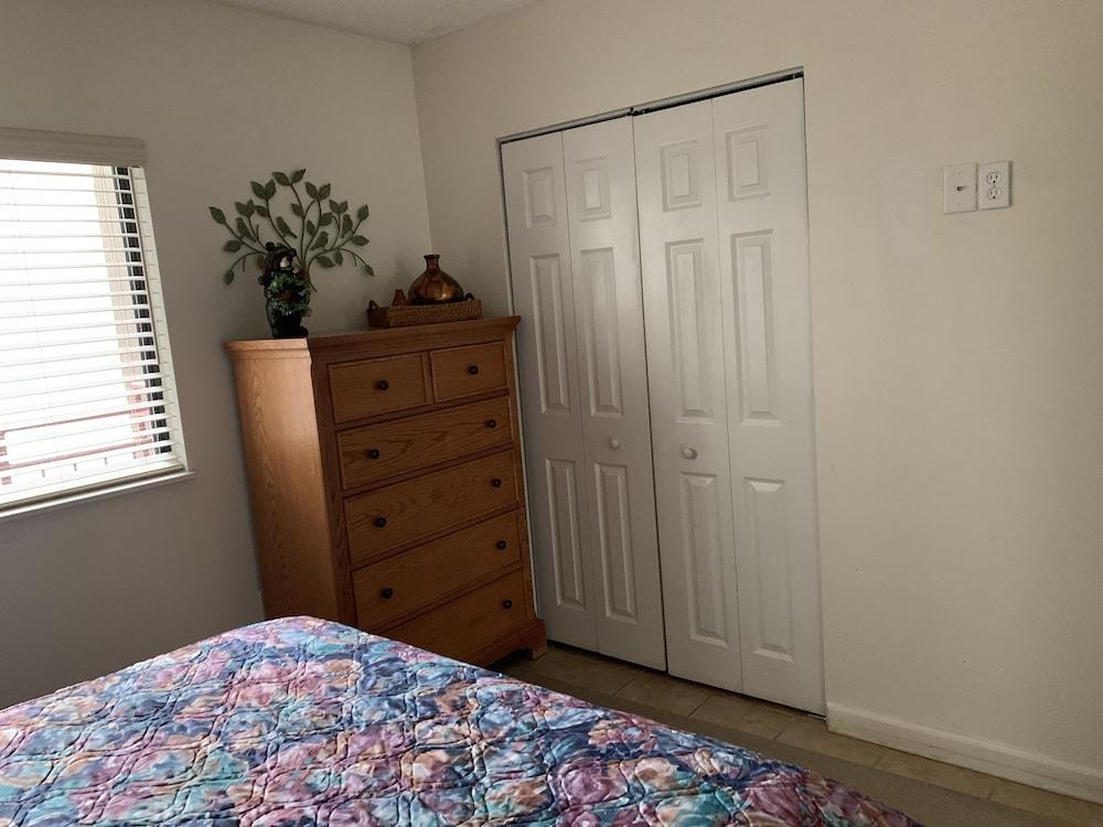 Laurel Inn Condominium photo 22