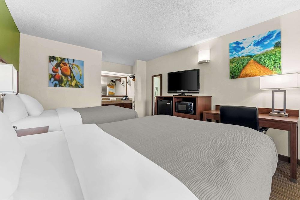 Quality Inn Eastman photo 12