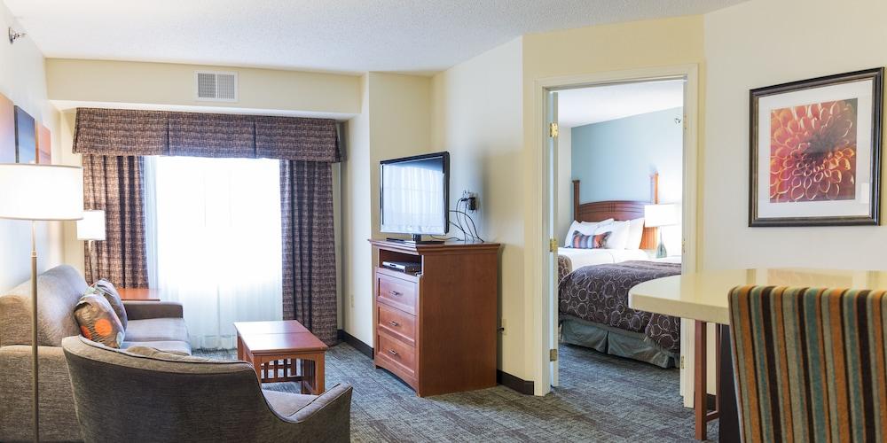 Staybridge Suites Fargo by IHG photo 42