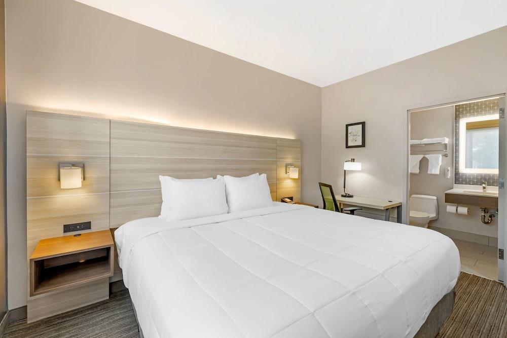 Country Inn & Suites by Radisson, Staten Island photo 13