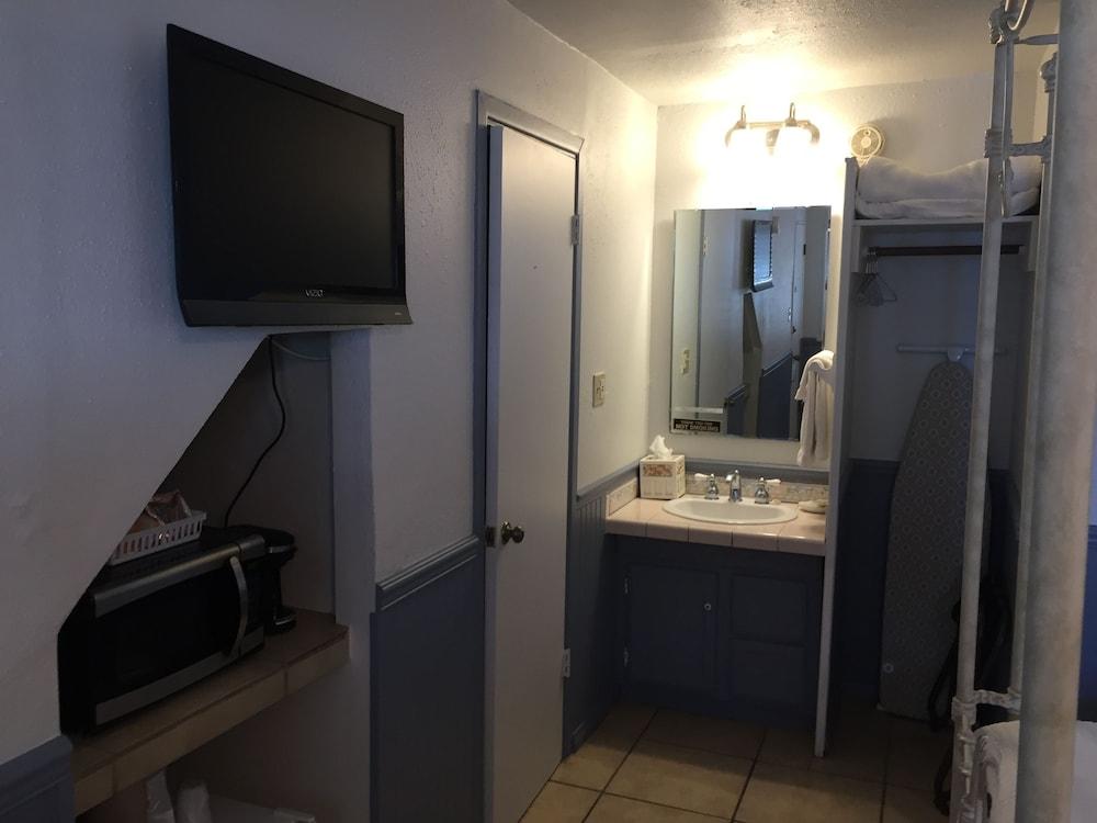 Seacrest Inn photo 22