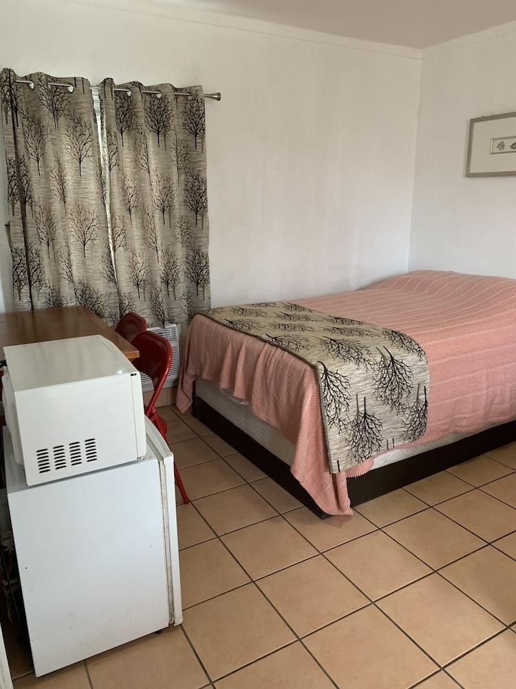 SunShine Motel photo 18