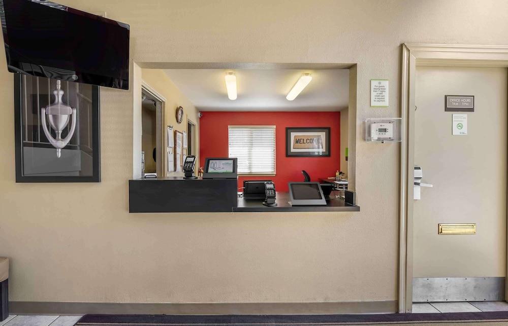 Studio 6 Indianapolis, IN - North Carmel photo 3