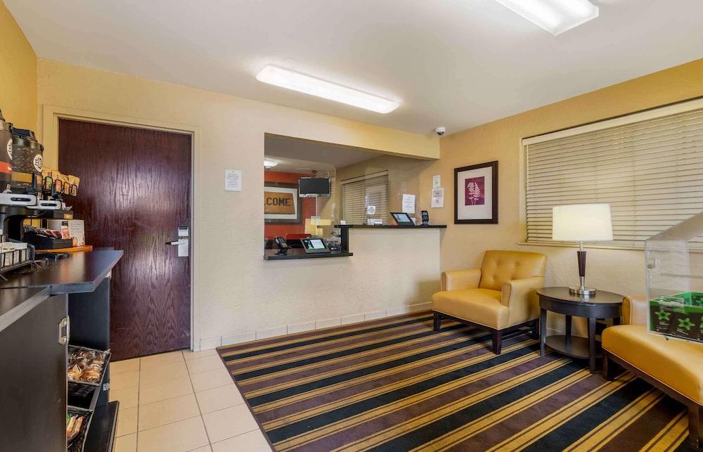 Extended Stay America Suites Ft Lauderdale Cyp Crk Andrews A photo 2