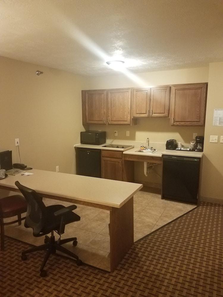 Grandstay Hotel And Suites Luverne photo 4