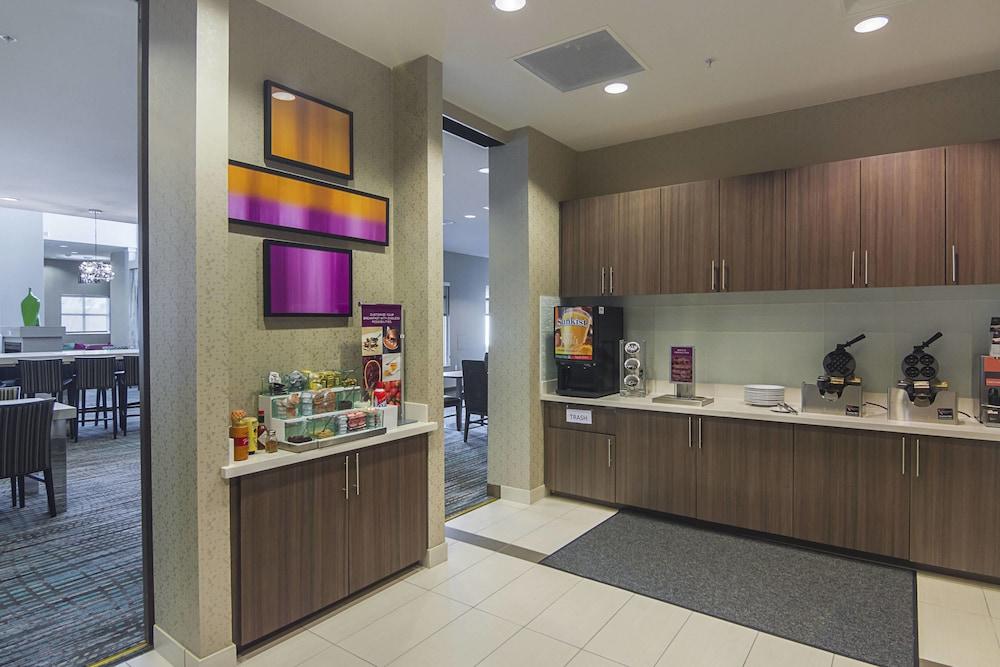 Residence Inn by Marriott Denton photo 23