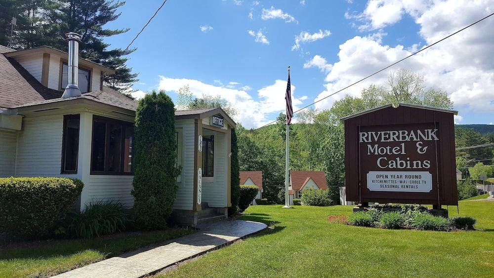 Riverbank Motel and Cabins photo 1