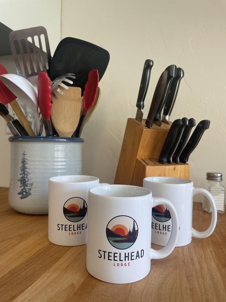 Steelhead Lodge photo 35