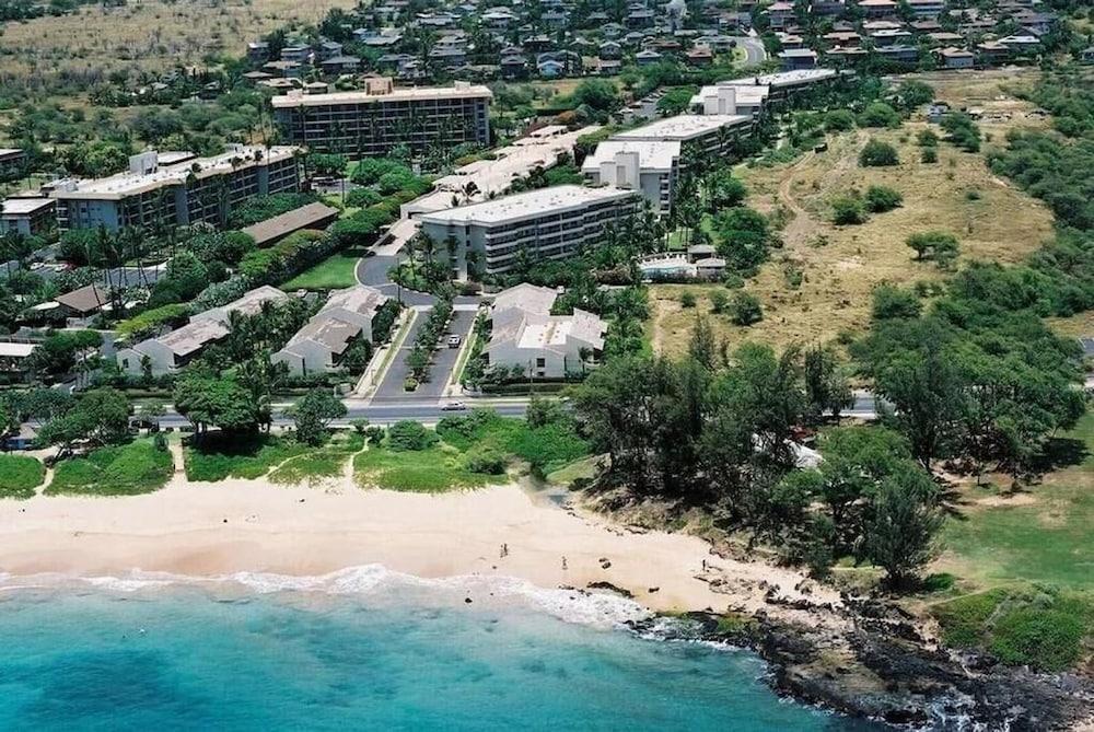 Signature Residences at Maui Banyan photo 23