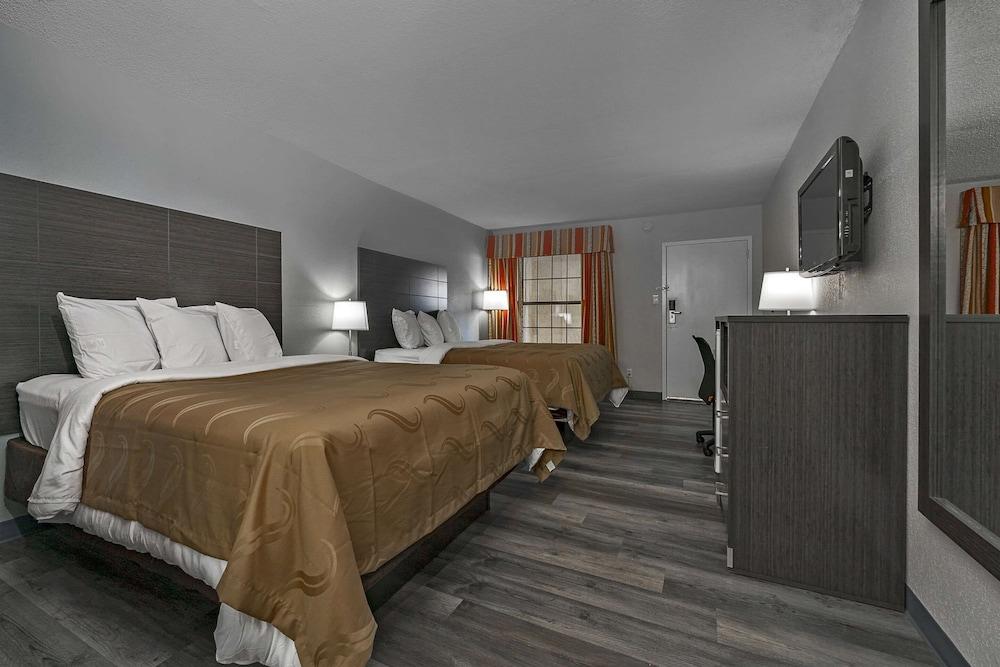 Quality Inn photo 22