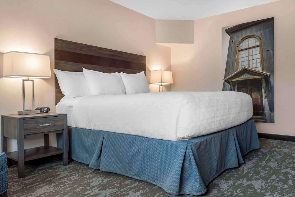 Copper King Convention Center, an Ascend Collection Hotel photo 9
