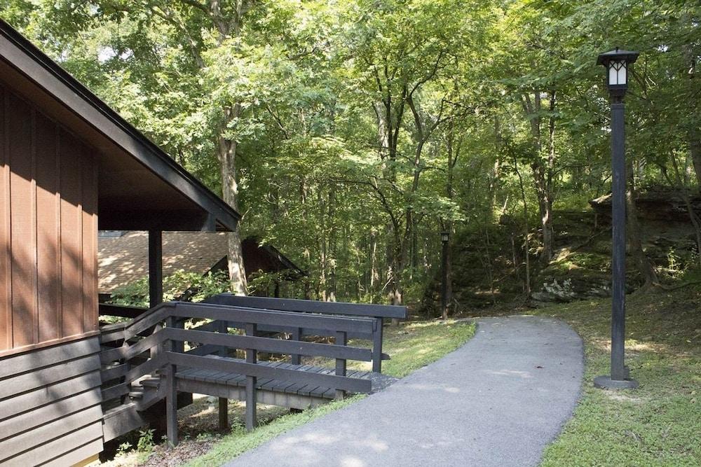 Giant City Lodge photo 17
