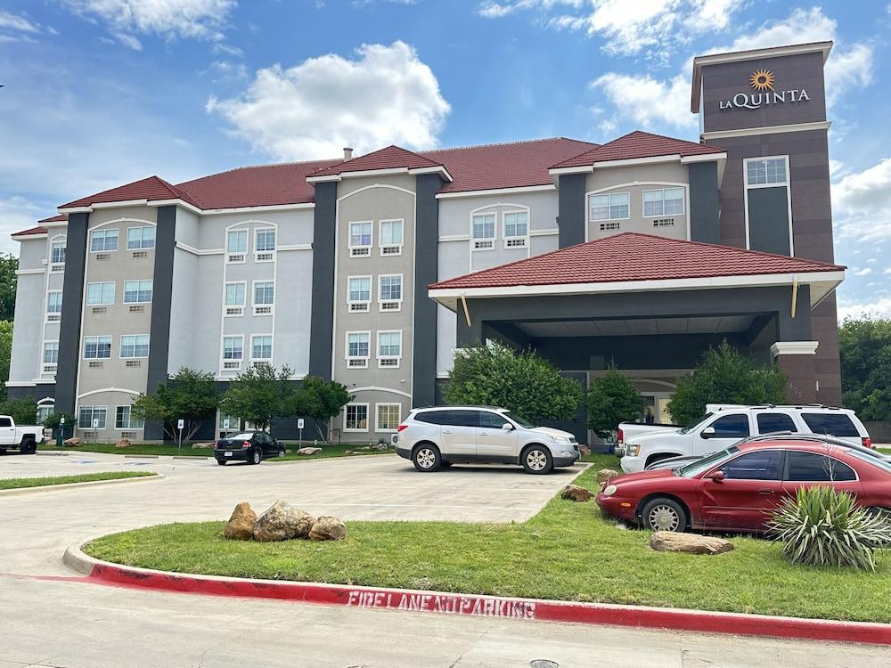 La Quinta Inn & Suites by Wyndham Decatur — hotel in Decatur