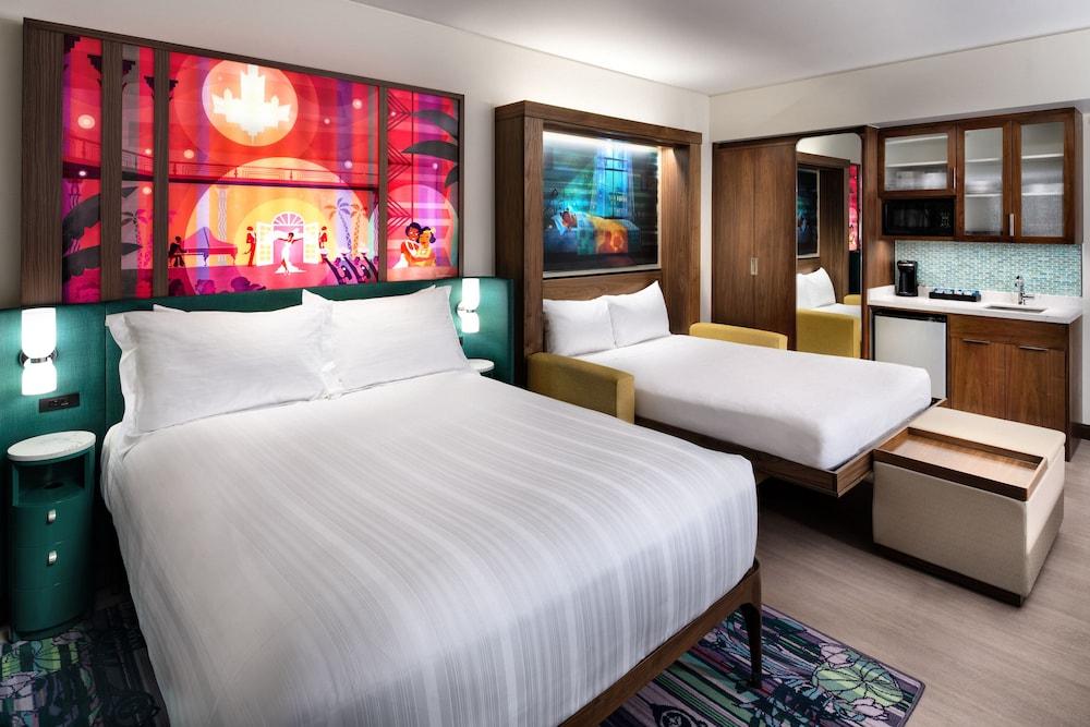 The Villas At The Disneyland Hotel photo 24
