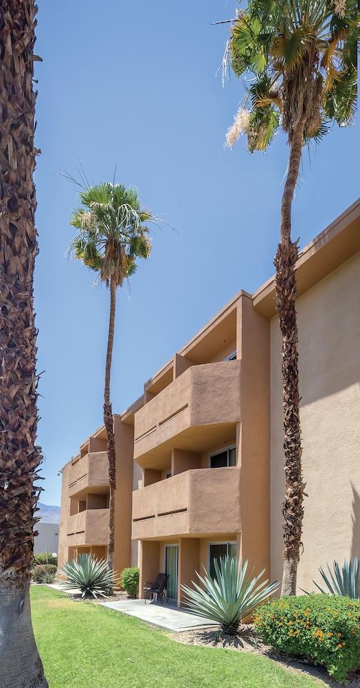 WorldMark Palm Springs - Plaza Resort and Spa photo 23