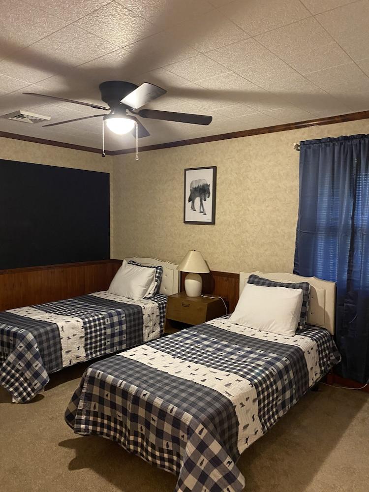 Bennetts Valley Elk Country Inn photo 17