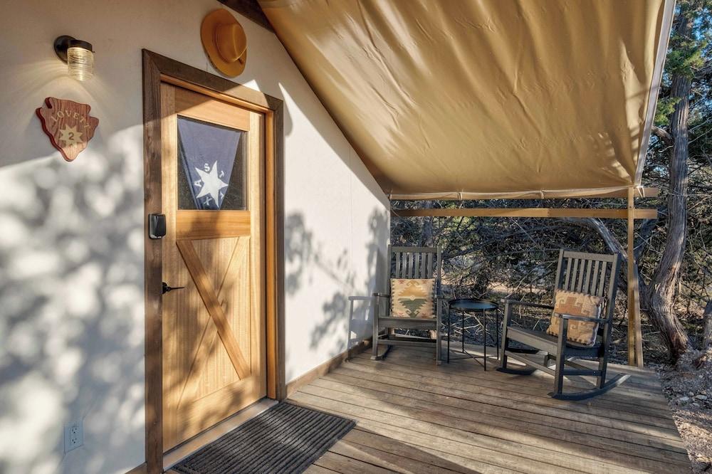 Lucky Arrow Retreat - Dripping Springs photo 45