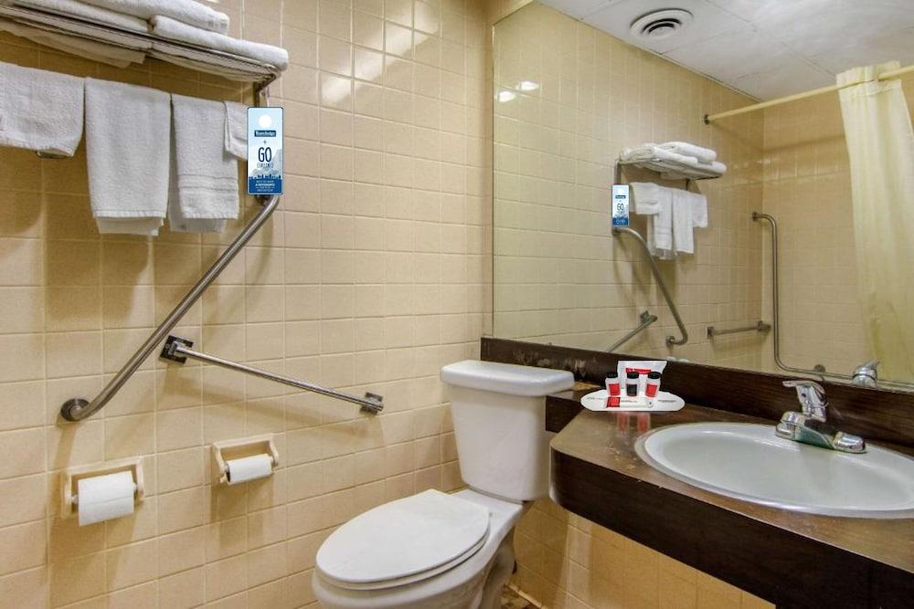 Travelodge by Wyndham Forsyth photo 17