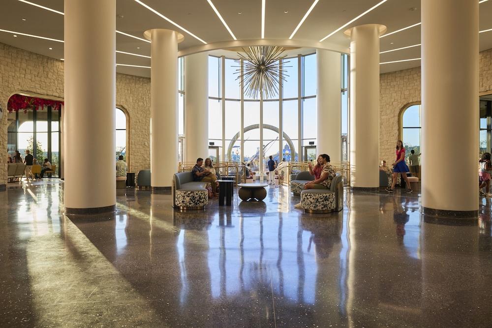 Universal's Helios Grand Hotel, a Loews Hotel photo 3