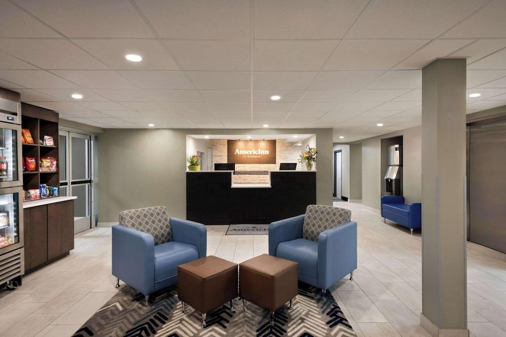 AmericInn by Wyndham Dodgeville photo 5