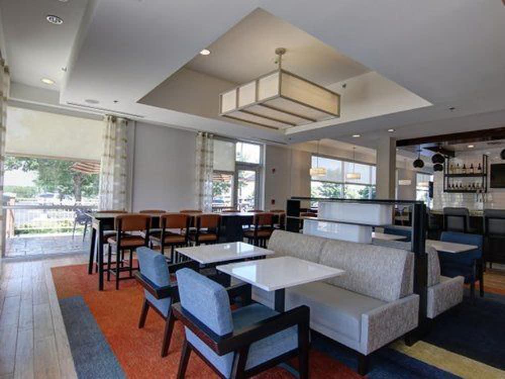 HYATT house Chicago/Naperville/Warrenville photo 18