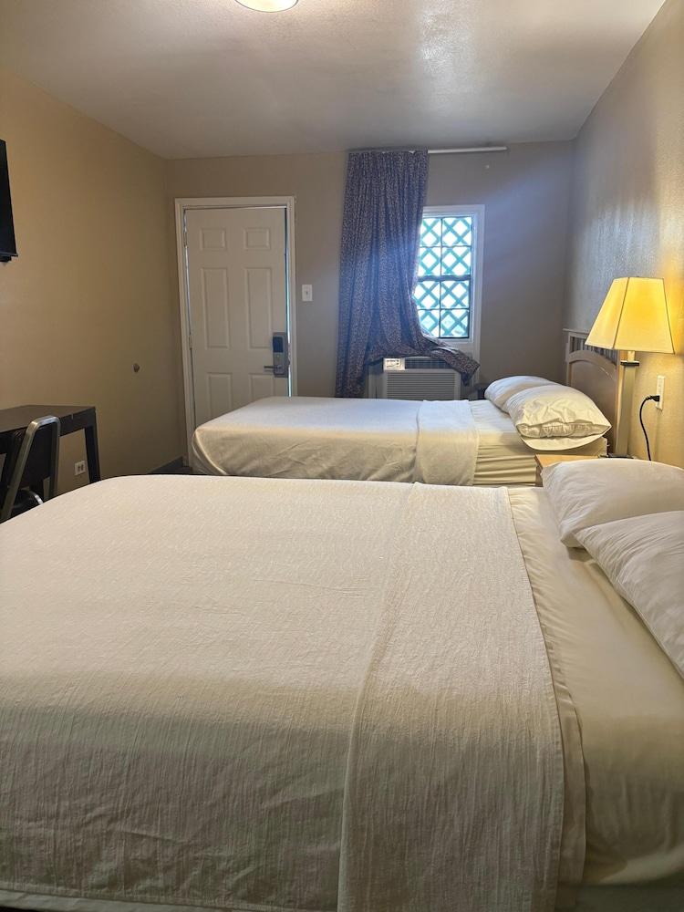 SE'Air Motel By Townhouse Corpus Christi / Padre Island Tx photo 11