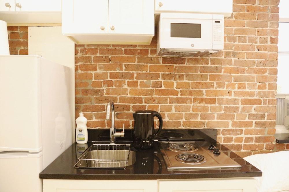 The Nomad Suites & Apartments photo 31