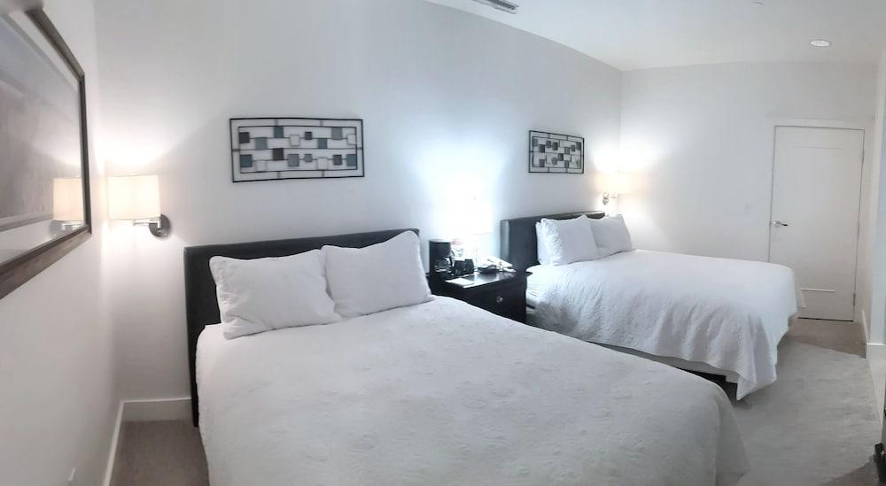 Village Suites Bay Harbor photo 36