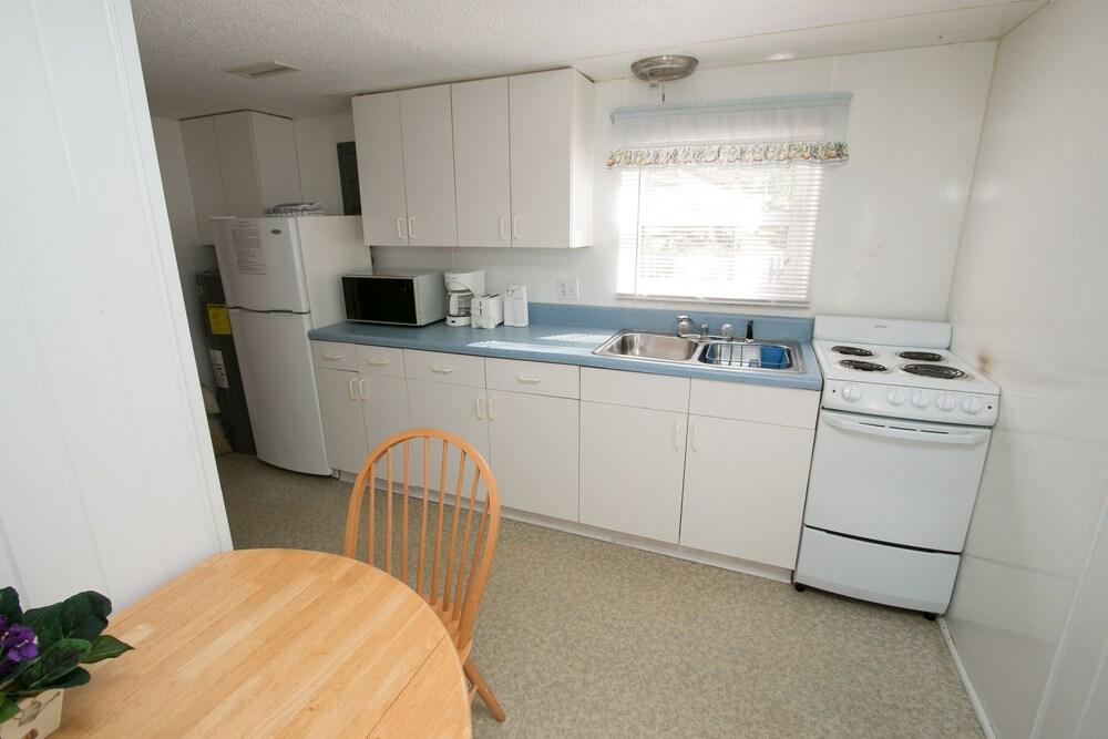 Outer Banks Motel - Village Accommodations photo 41
