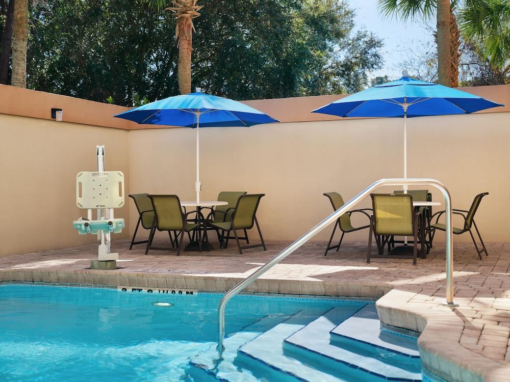 Holiday Inn Express & Suites Jacksonville SE- Med Ctr Area by IHG photo 29