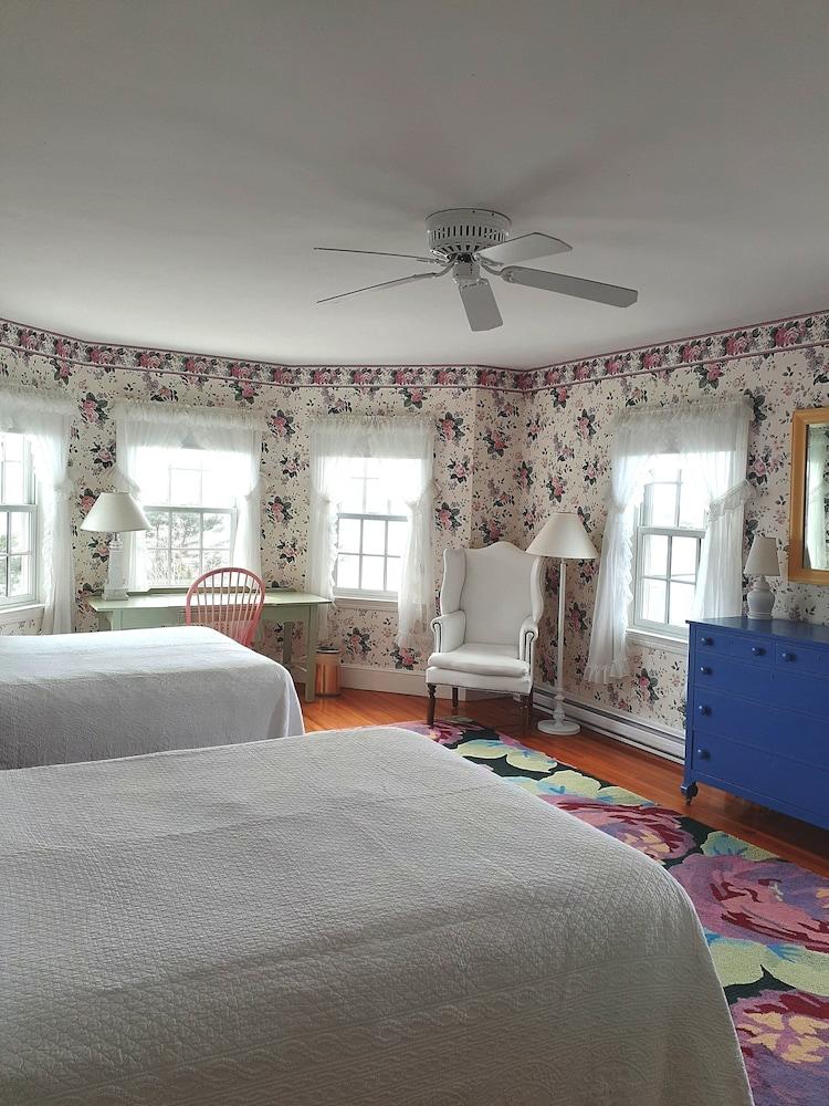 The Colony Hotel photo 35