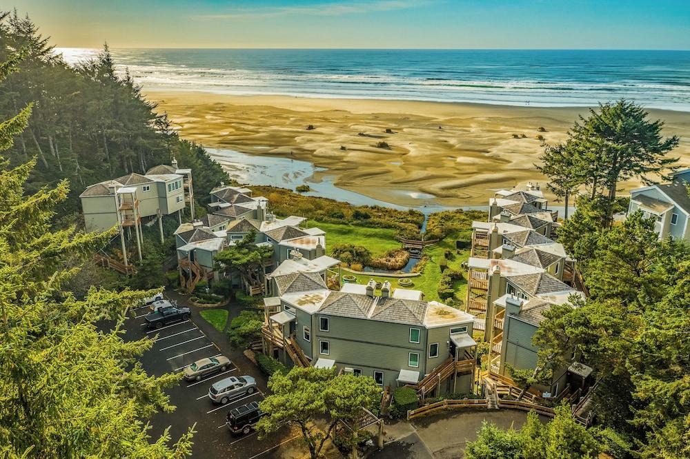 Little Creek Cove Beachfront Resort photo 94