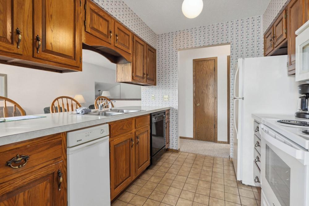The Lodges at Breezy Point photo 63