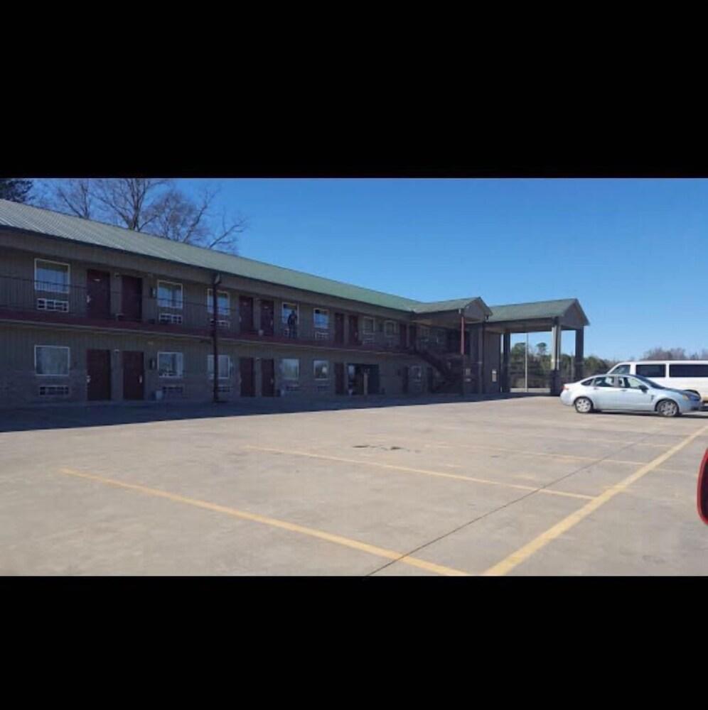 City Heart Inn & Suites photo 8